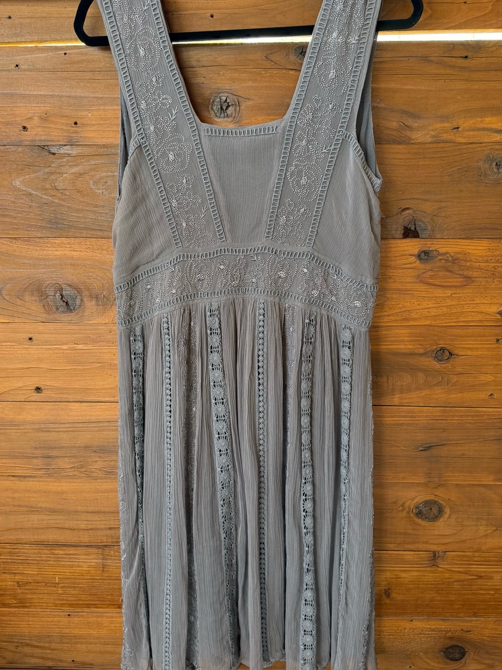 Sundance Sleeveless Lace-Panel light gray Dress